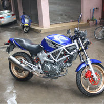 本田VT250
