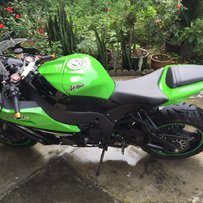 2012年川崎ZX-10R摩托圣地回来开了不到200公里