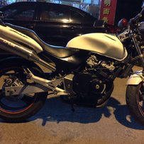 厦门出小黄蜂 35 XJR 英祖玛1200 铁马纪念版