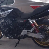 惠州出台01CB400 VTEC1