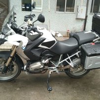 广东开平71888代友出售09款高配r1200gs带3箱