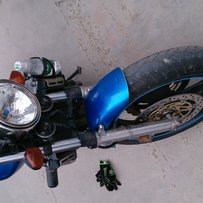 佛山南海出售06CB400三代！