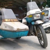 代友发贴出售警版长江750。