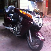 广州番禺缘动力出售美国08年胜利威神1800摩托车