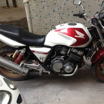 出台精神94CB400
