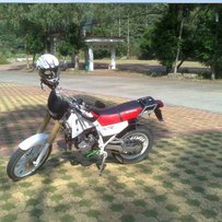 代友出台小拉力越野，ax-1250