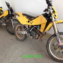 东莞代友29999出08法拉利黄色胡斯瓦纳450CC