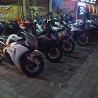 出售11年CBR1000RR