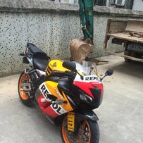 出台精神05CBR1000！