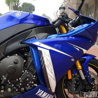 广东中山出售整车现货2009年  YAMAHA  YZF   R1国外已改兄弟排气声音销魂