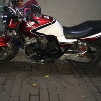 梅州急出精神01年CB400 ----17000
