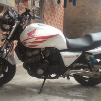 出一部cb400