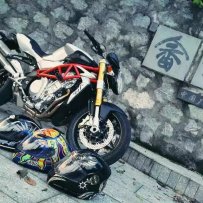 代友出一台奥古斯塔MV 750 06年